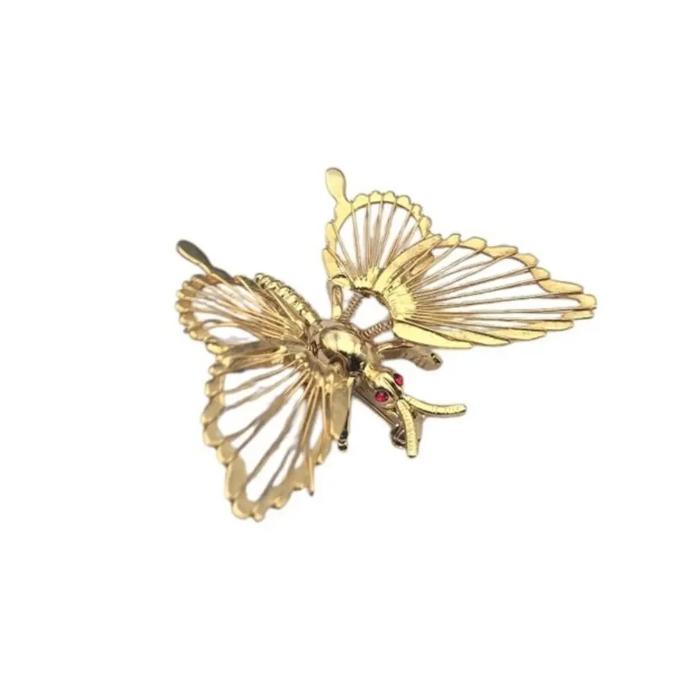 Butterfly Brooch Red Rhinestone Eyes Gold Articulated – Vintage Whimsical